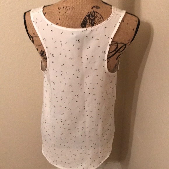 Mossimo - Picture 3 of 3